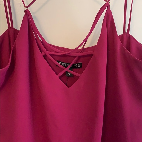Express top 💜 - Picture 2 of 4